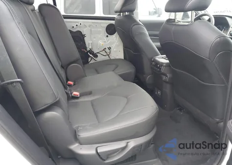 2025 Toyota Grand Highlander Hybrid Limited from USA, damaged, VIN 5TDACAB52SS031454